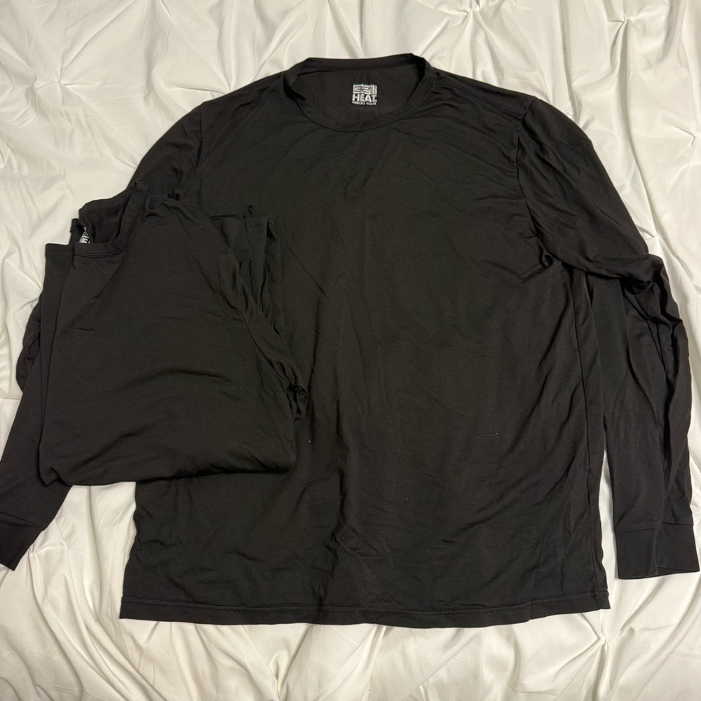 32 Degrees Men's Black Long Sleeve base layer (2 shirts)